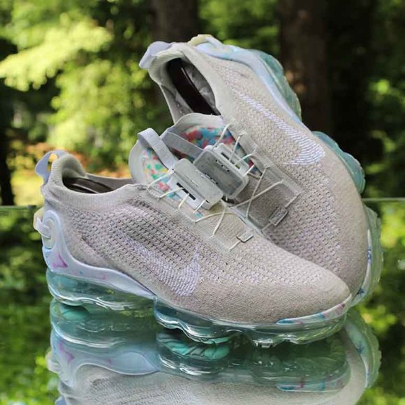 Nike Air VaporMax Flyknit 2020 Men’s Size 9.5 - Picture 6 of 16